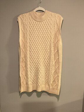 H&M CABLE KNIT SWEATER DRESS